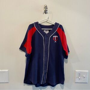 Twins MLB genuine merchandise twins shirt size medium 10-12 blue red minnesota